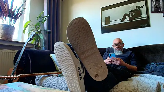 Kingsscepter online show from 03/16/25, 02:33