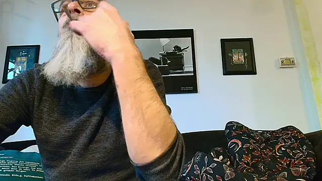 Kingsscepter online show from 01/16/26, 01:59