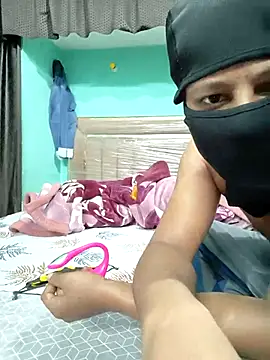 hotty manisha online show from 02/17/26, 04:24