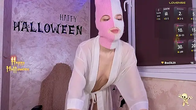 Domiiiniiicana online show from 11/04/25, 10:53