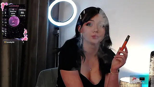 AveryWillow online show from 02/27/25, 04:21