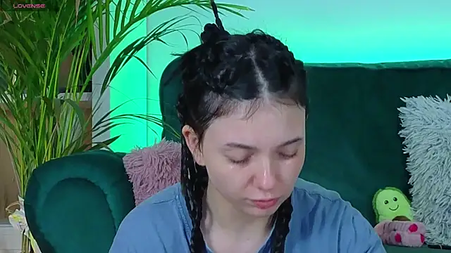 AveryWillow online show from 10/21/25, 02:56