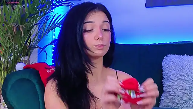 AveryWillow online show from 12/01/25, 08:25