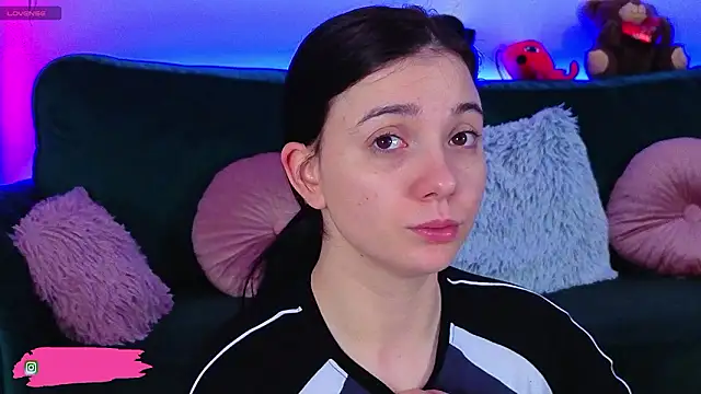 AveryWillow online show from 03/23/26, 11:31