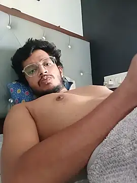 Snapshot of skinnyyyyyyyyy chatting on 07/24/26, 06:22 skinnyyyyyyyyy online show from 07/24/26, 06:22