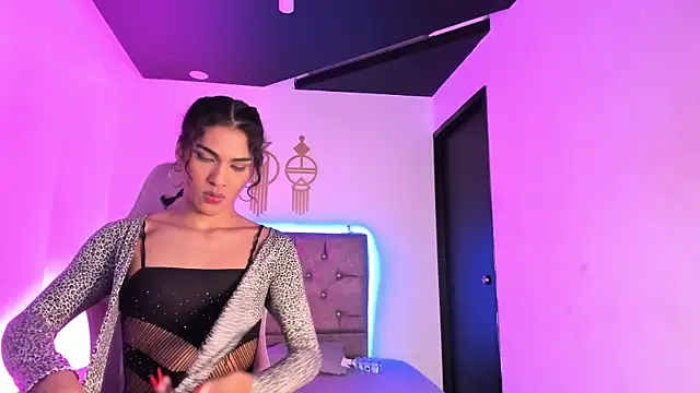 MiaCavallii  online show from 03/22/25, 02:59