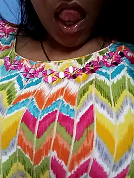 Sanjana-Mehar online show from 10/15/25, 09:31