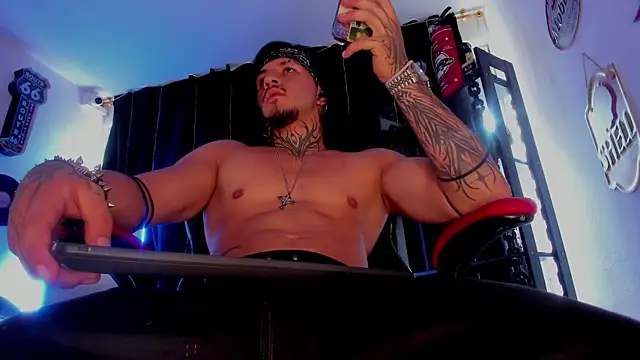 the beast master  online show from 12/02/25, 07:42