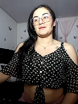 Hanna Kinsley online show from 01/11/25, 04:06