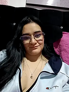 Hanna Kinsley online show from 03/02/25, 04:50