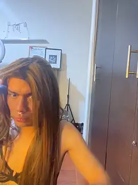 Rouse Hilton online show from 10/15/25, 07:36