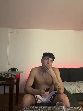 LCarreraa online show from 02/10/26, 01:21