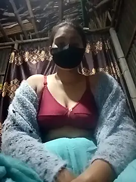 Snapshot of HenaAra chatting on 02/03/25, 05:56 HenaAra online show from 02/03/25, 05:56