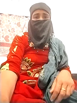 Snapshot of HenaAra chatting on 02/25/26, 02:05 HenaAra online show from 02/25/26, 02:05