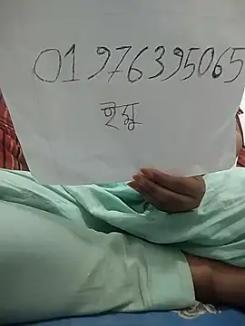 Snapshot of HenaAra chatting on 03/04/26, 03:40 HenaAra online show from 03/04/26, 03:40