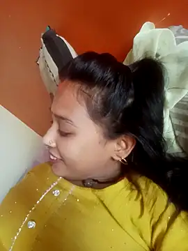 Surajpuja79 online show from 04/03/26, 08:56