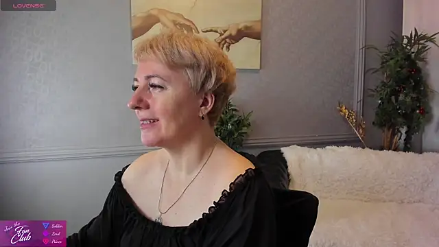 Nika Smit online show from 12/22/24, 05:23