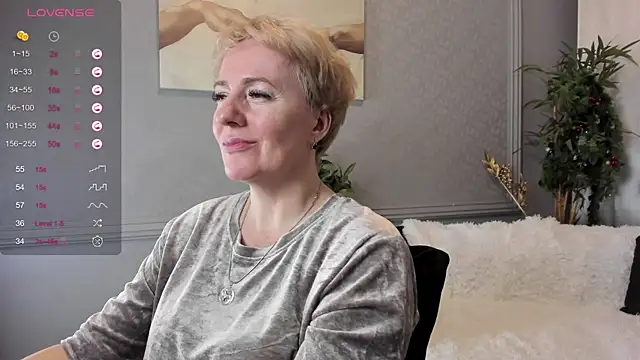 Nika Smit online show from 12/24/24, 03:26