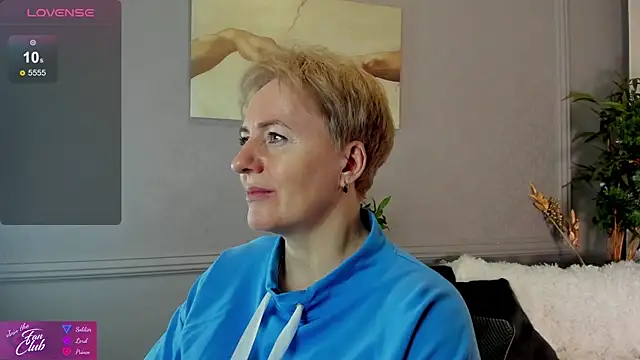 Nika Smit online show from 01/03/25, 09:47