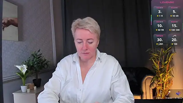 Nika Smit online show from 04/19/26, 06:35