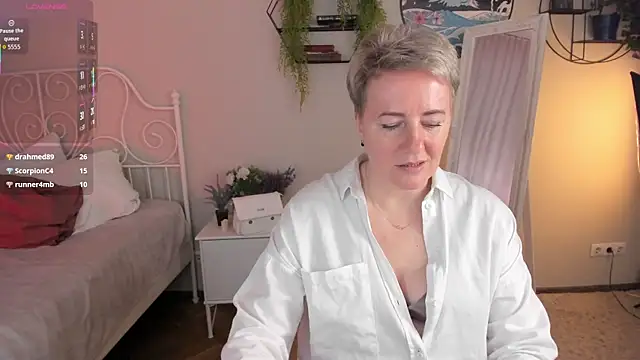 Nika Smit online show from 05/16/26, 10:36