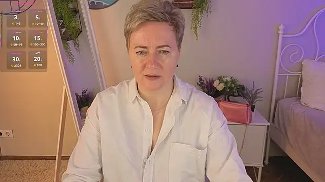 Nika Smit online show from 05/17/26, 05:27
