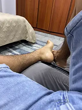 estebandelouis online show from 02/27/25, 12:43