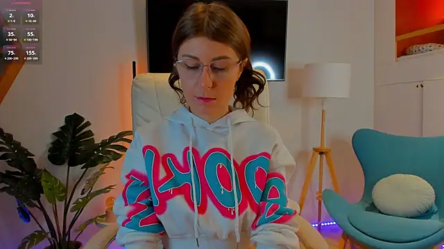 Hailey Green online show from 03/25/26, 10:27