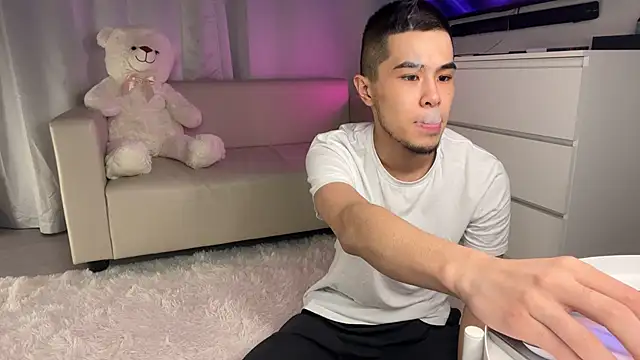 Dylan mercy online show from 03/16/25, 03:28