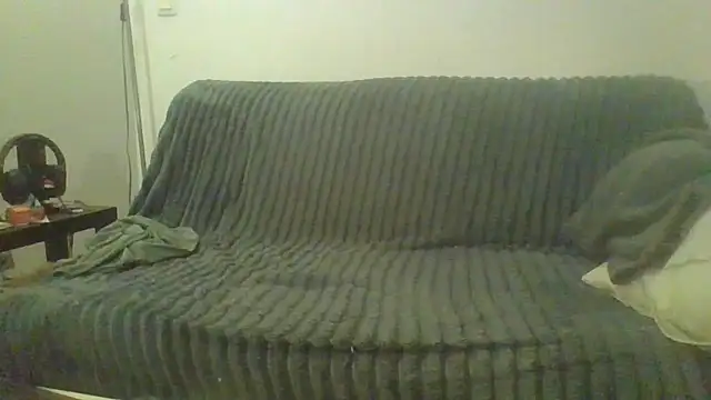 Snapshot of mohican69hot chatting on 04/13/26, 04:18 mohican69hot online show from 04/13/26, 04:18