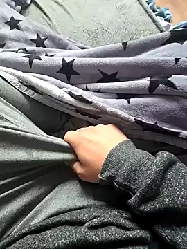 Snapshot of lapa525 chatting on 12/03/24, 10:50 lapa525 online show from 12/03/24, 10:50