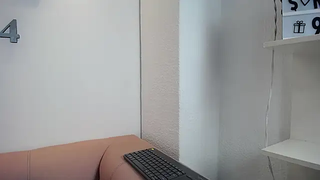 1Sloppy Fox4 online show from 12/15/25, 05:01