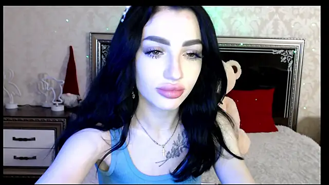 NancyLovee  online show from 01/04/25, 06:09