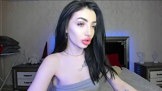 NancyLovee  online show from 03/21/25, 10:28