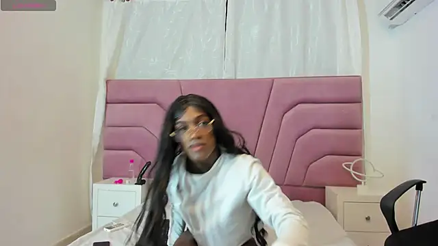 aishasounders online show from 12/25/24, 06:41