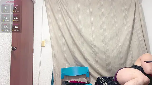 Snapshot of logan_x3 chatting on 06/20/26, 03:53 logan x3 online show from 06/20/26, 03:53