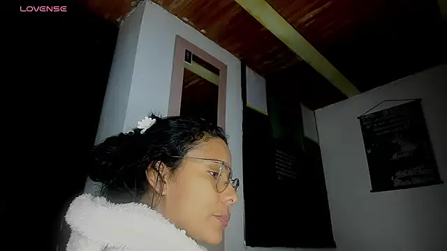 Nenita Hot  online show from 09/29/25, 01:44