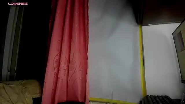 Nenita Hot  online show from 10/15/25, 01:06