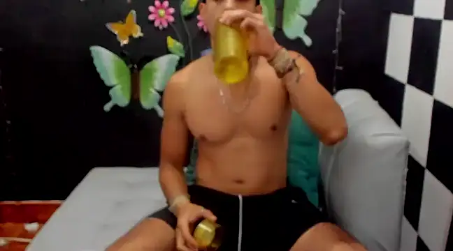 MikeRose94 online show from 02/11/25, 08:52