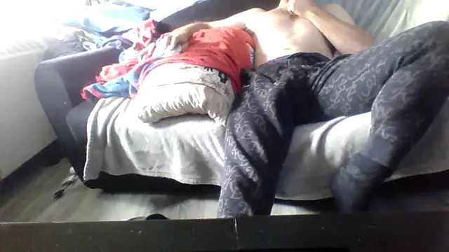 maccdaddy87 online show from 09/18/25, 04:42