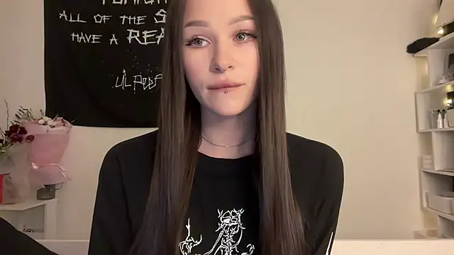 ur molly online show from 03/06/26, 12:56