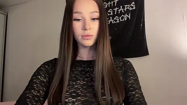 ur molly online show from 04/03/26, 12:52