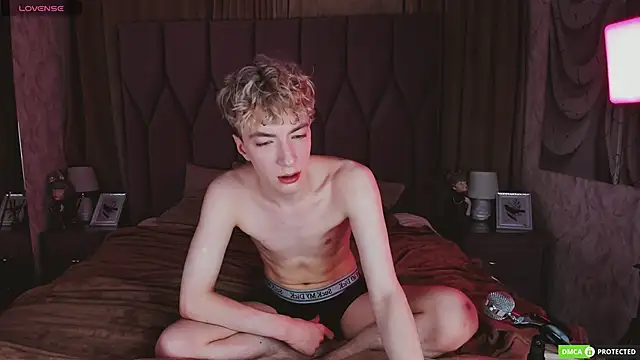 TrevorBenson online show from 11/13/25, 04:00