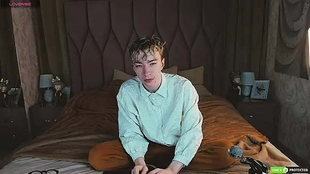 TrevorBenson online show from 12/02/25, 03:01