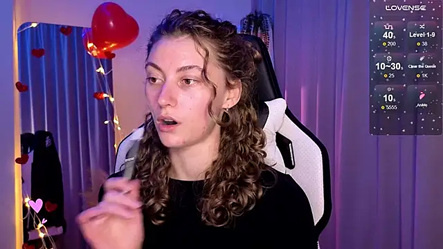 lady curls online show from 02/26/25, 12:38