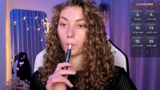 lady curls online show from 03/15/25, 01:41