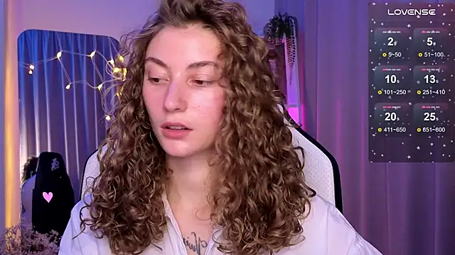 lady curls online show from 03/15/25, 11:50