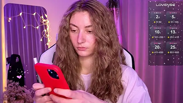 lady curls online show from 03/22/25, 07:20