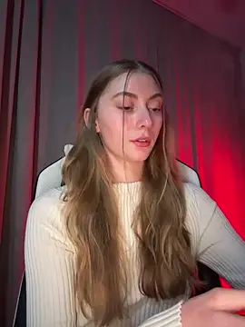 lady curls online show from 03/01/26, 10:45