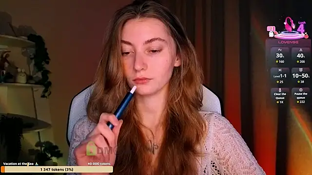 lady curls online show from 04/12/26, 09:09